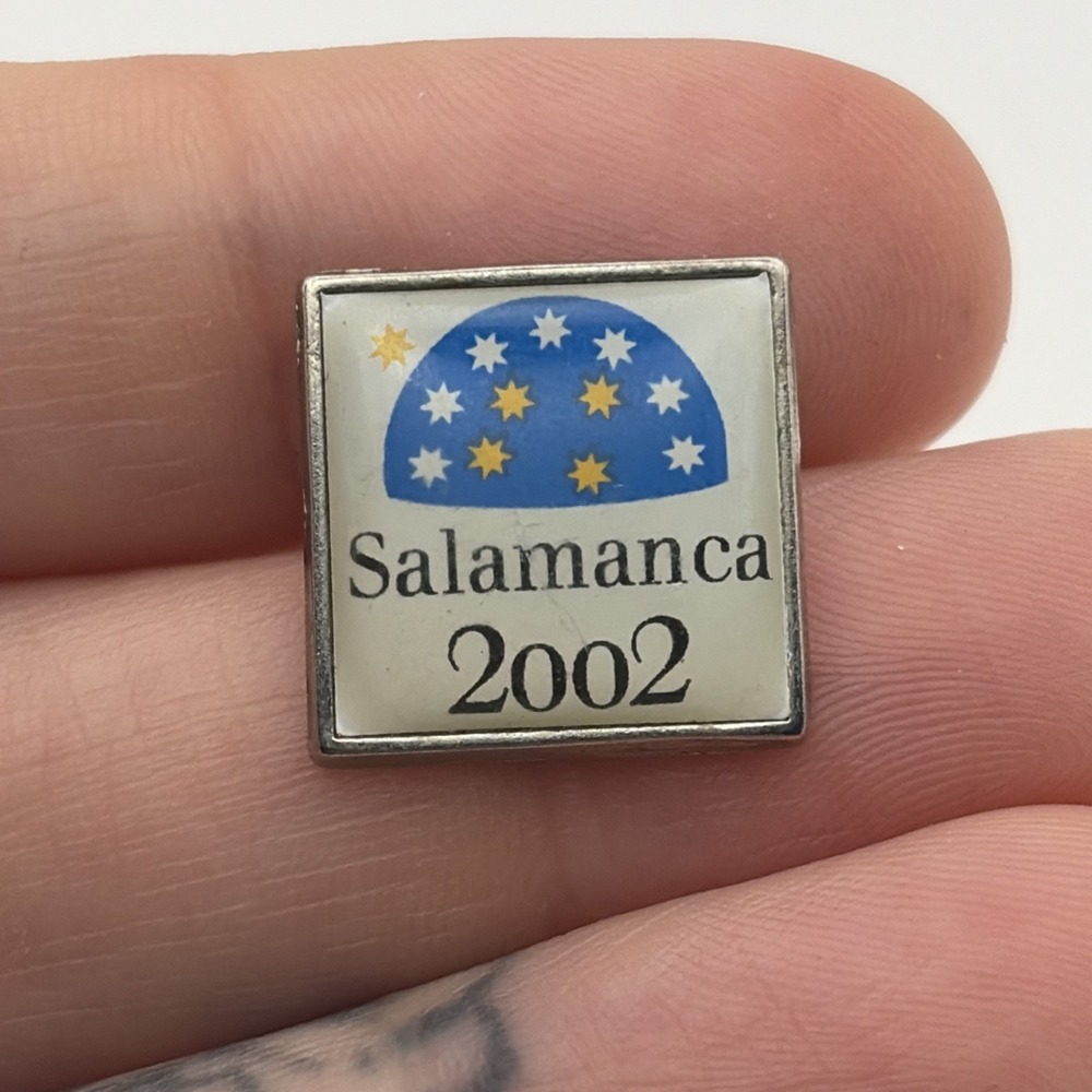 2002 Salamanca Spain Capital Of Culture Europe Lapel Hat Pin